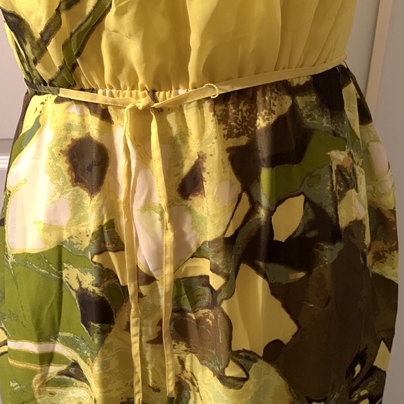 Jessica Simpson Halter Midi Dress - Picture 6 of 7